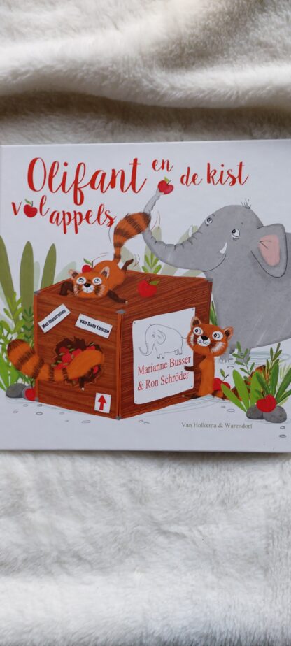 Olifant en de kist vol appels