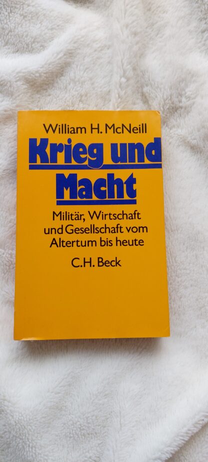 Krieg und Macht