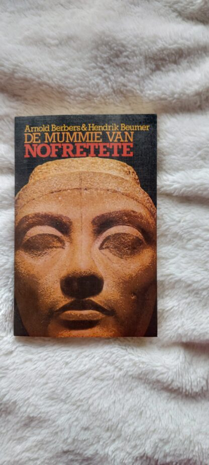 De mummie van Nofretete